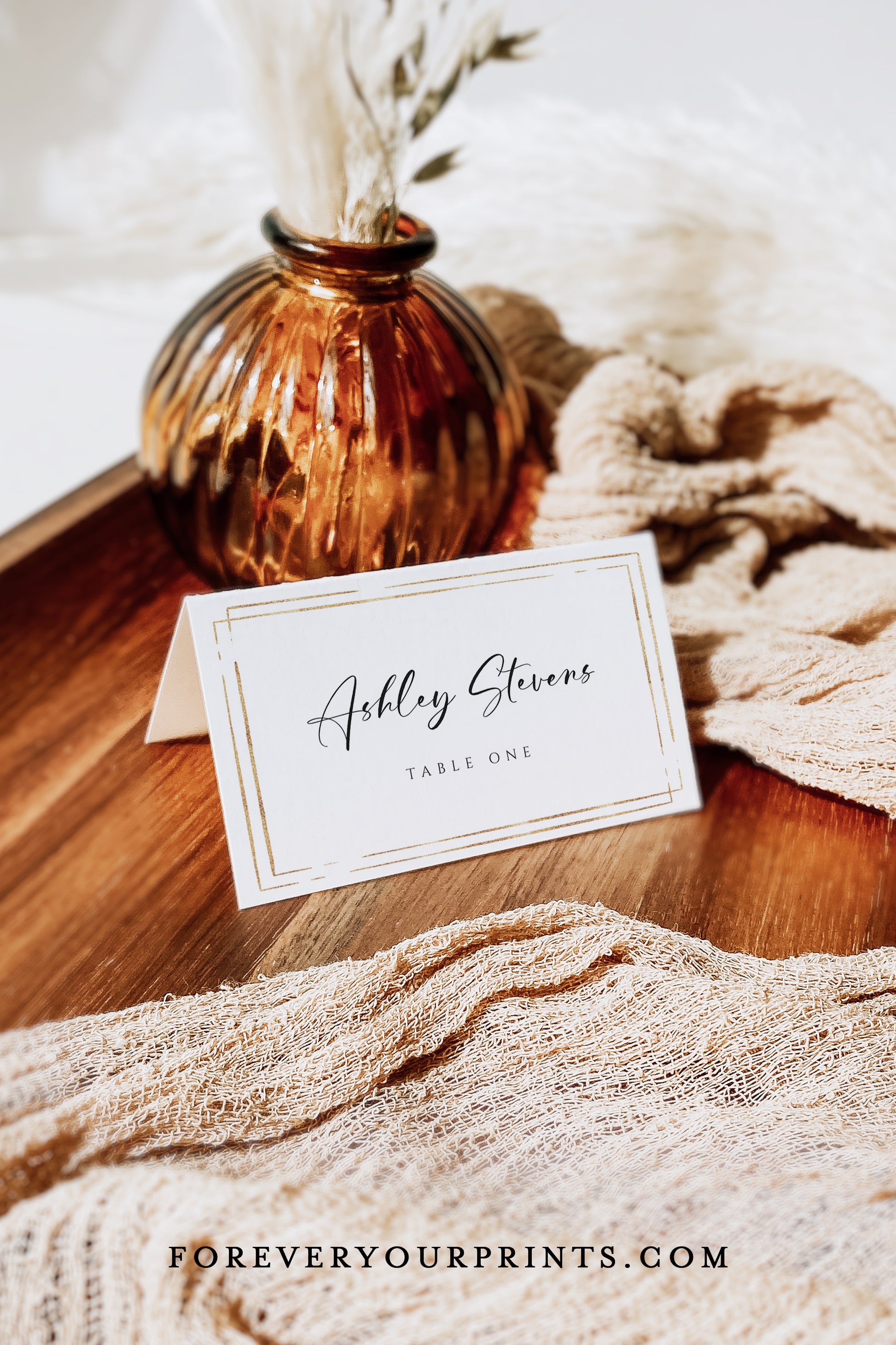 Golden Frame Place Card | www.foreveryourprints.com